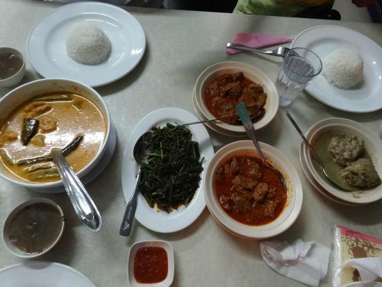 Kak Nong Restaurant